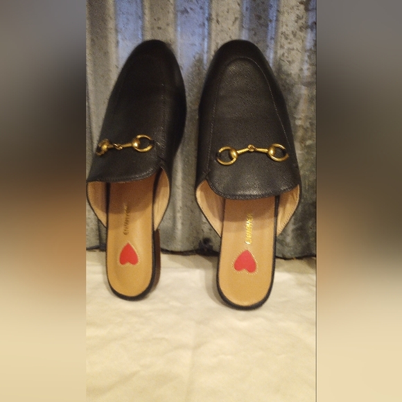 Enmayer Slip On Shoes - Picture 2 of 8